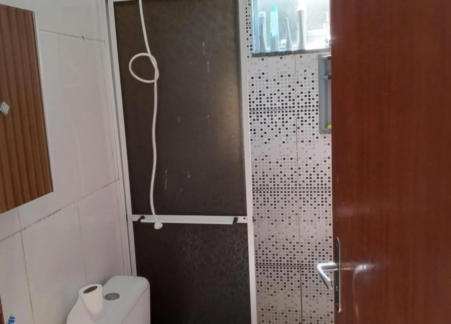 Quarto Com Otima Localizacao, Perto De Mercados E Pontos De Onibus Florianópolis 브라질